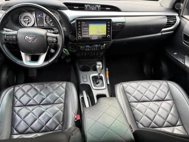 Toyota Hilux