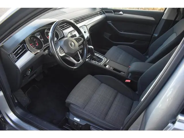 Volkswagen Passat Variant 1.5 TSI DSG Comf Bus NAV|PDC|TREKHAAK|STOELVW