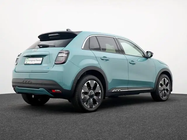 Fiat 600e La Prima 54 kWh | Private lease 519,- p.m. | Leder interieur