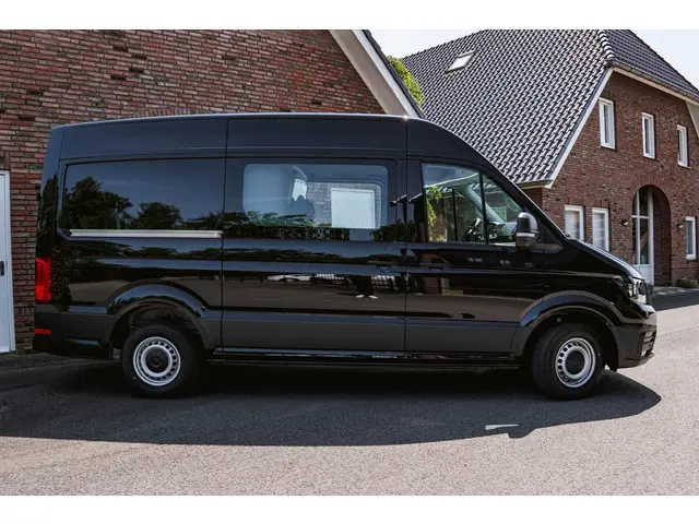 Volkswagen Crafter 2.0 TDI 140PK Automaat L3H3 Comfortline DUB/CAB