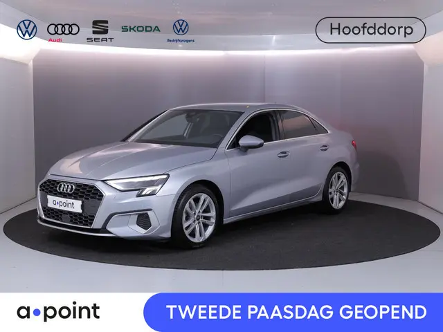 Audi A3 Limousine 30 TFSI Advanced edition 110 pk S-tronic | Navigatie | Parkeersensoren (Park assis...