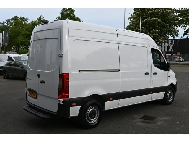 Mercedes-Benz eSprinter 312 L2H2 FWD 56 kWh Camera, Stoelverwarming