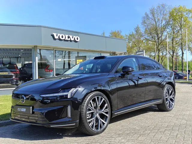 Volvo ES90 Single Motor Extended Range Ultra 92 kWh | Climate | Pilot Assist | B&W | 22"LMV | Getint...