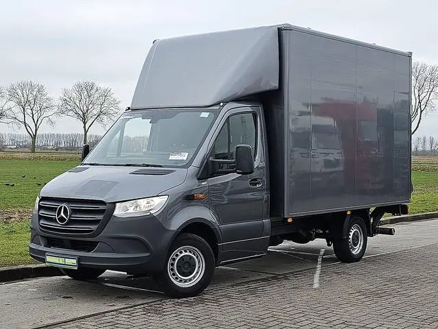 MERCEDES-BENZ SPRINTER 319 v6 aut. klep airco