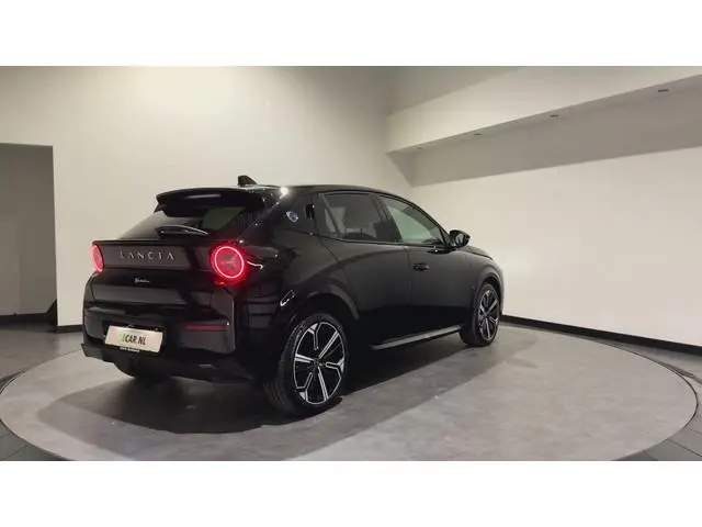Lancia Ypsilon LX 51 kWh | Keyless | Velours bekleding | Stoelen verwarmd | Elektr. stoelen