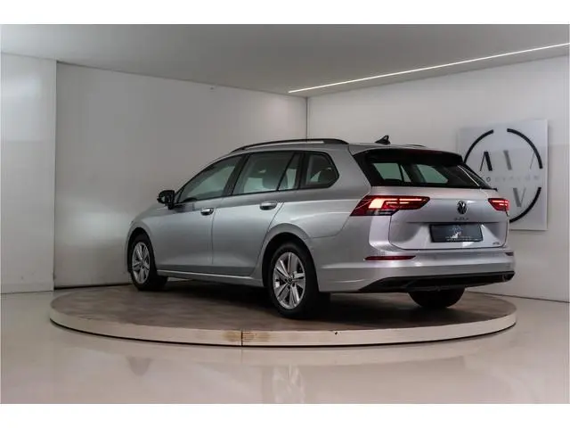Volkswagen Golf Variant 1.0 eTSI Life 111PK | Sfeer | Carplay | Dodehoek&ACC | Stoel&Stuurverw. | Ga...