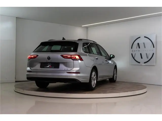 Volkswagen Golf Variant 1.0 eTSI Life 111PK | Sfeer | Carplay | Dodehoek&ACC | Stoel&Stuurverw. | Ga...