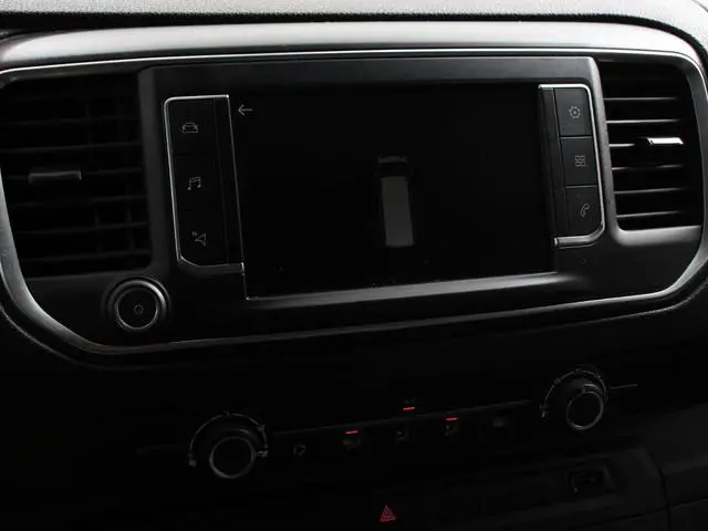 Peugeot Expert 2.0 BlueHDI 180pk Automaat L3 Premium DC Navigatie Bluetooth Lichtmetalen Velgen Look...