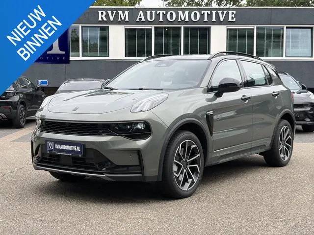 Lynk & Co 01 1.5 Core NIEUW MODEL! | FABRIEKSGARANTIE TOT 2030 | VOORSTOELEN VERWARMD | ACHTERUIRIJC...