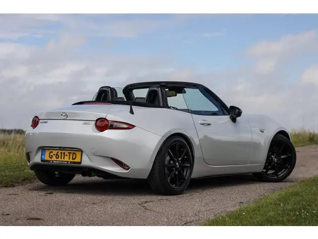 Mazda MX-5 2.0 SkyActiv-G 160PK GT-M ✅ Leder ✅ Camera ✅ LED