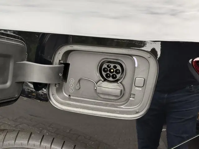 Polestar 4