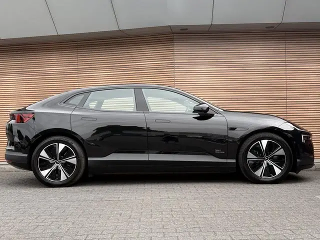 Polestar 4
