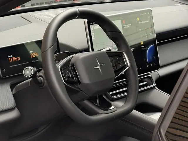 Polestar 4
