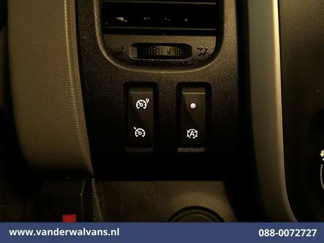 Renault Trafic 1.6 dCi L1H1 Euro6 Airco | Navigatie | Cruisecontrol | Trekhaak | Parkeersensoren Bij...