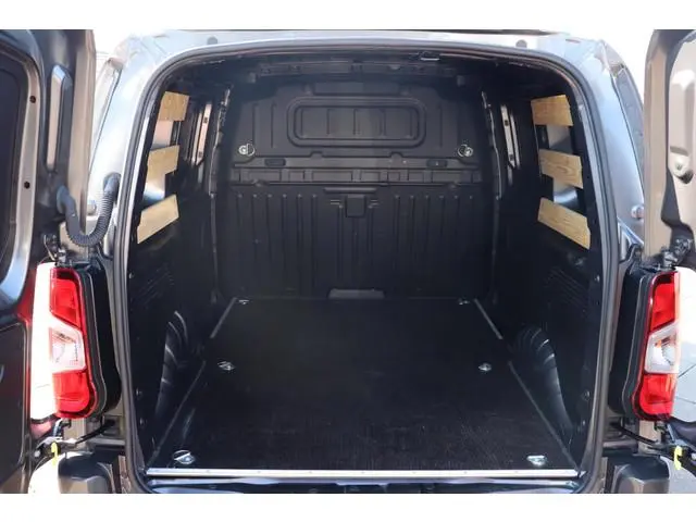 Toyota pro-ace
