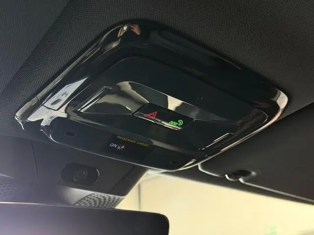 Lynk & Co 08