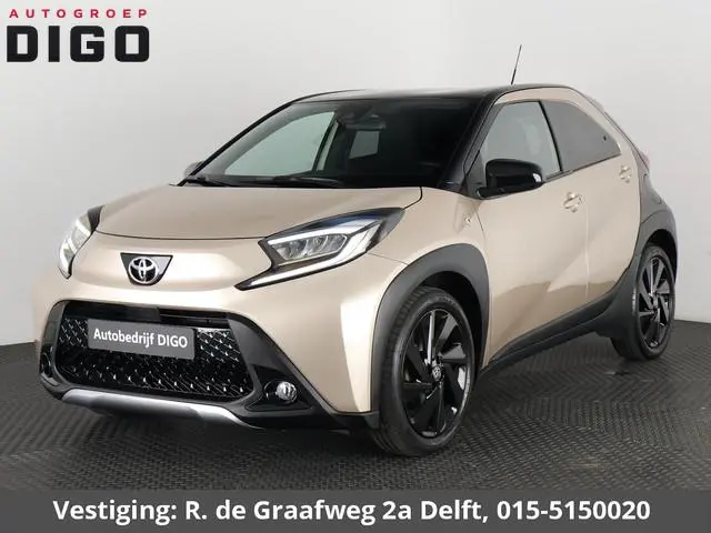 Toyota Aygo X 1.0 VVT-i S-CVT Envy Automaat | Keyless Entry & Start | Navigatie | Camera