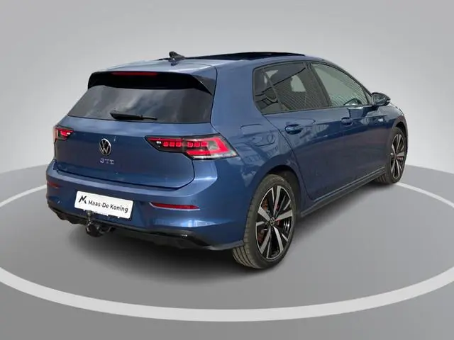 Volkswagen Golf 1.5eHybrid 200kW/272PK GTE Black Style · Panoramadak · Trekhaak · Apple/Android Car...