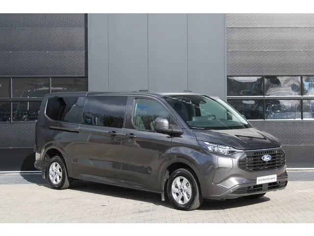 Ford Transit Custom 340 2.5 PHEV L2H1 Limited 232pk 9 Zits - Keyless - ACC - Blindspot - Camera - Ca...