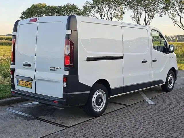 RENAULT TRAFIC 1.6 DCI
