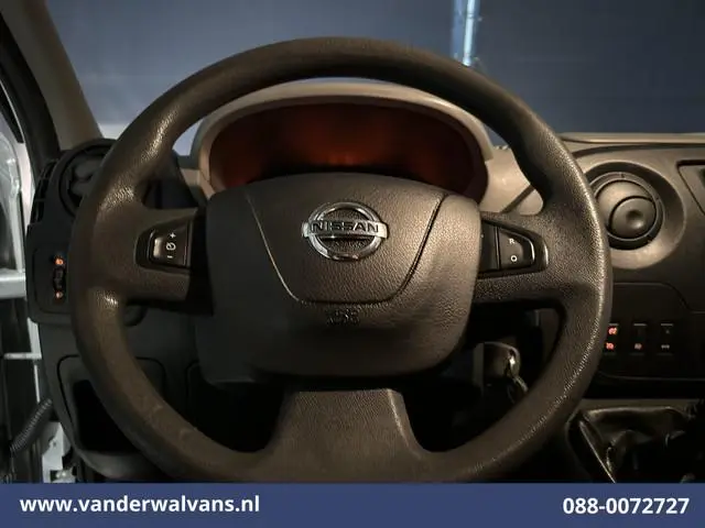 Nissan NV400 2.3 dCi 136pk L2H2 Airco | Camera | Cruisecontrol | Trekhaak | Parkeersensoren Bijrijde...
