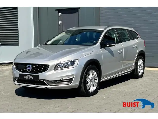 Volvo V60 Cross Country 2.0 T5 245pk Nordic+ XENON STANDKACHEL 74983KM! 2e eig.!