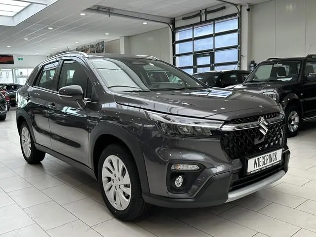 Suzuki S-Cross