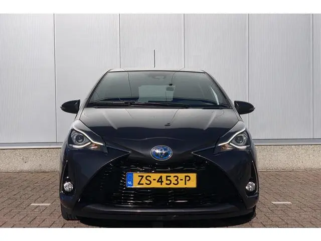 Toyota Yaris 1.5 Hybrid Executive / Camera / Panoramadak / DAB+ /