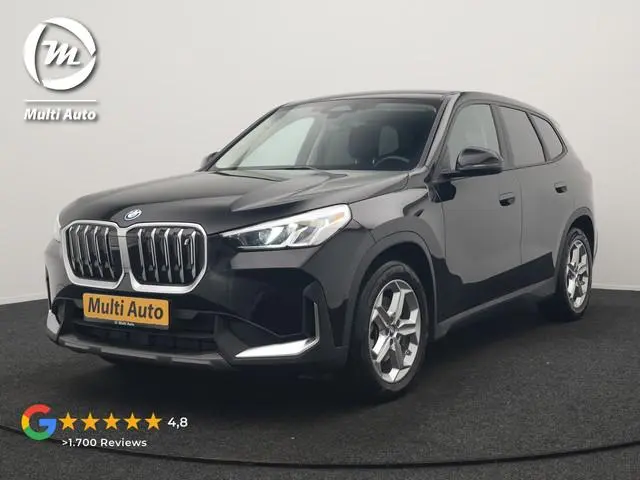 BMW iX1 xDrive30 Launch Edition 67 kWh 313pk Dealer O.H. | Adaptief M Onderstel | Camera | Stoelverw...