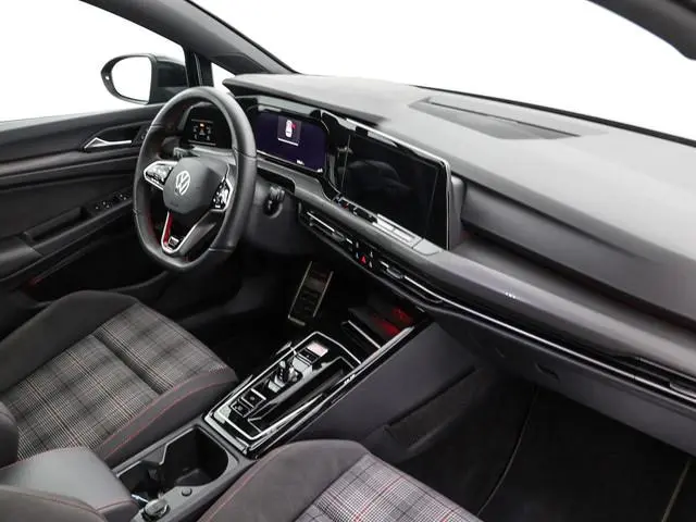 Volkswagen Golf 2.0 TSI 245pk DSG GTI · Panoramadak · Camera · Sfeerverlichting · Apple/Android Car...