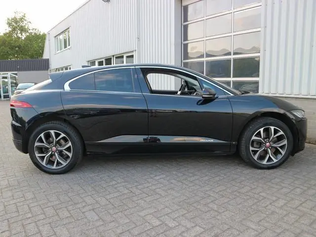 Jaguar I-PACE