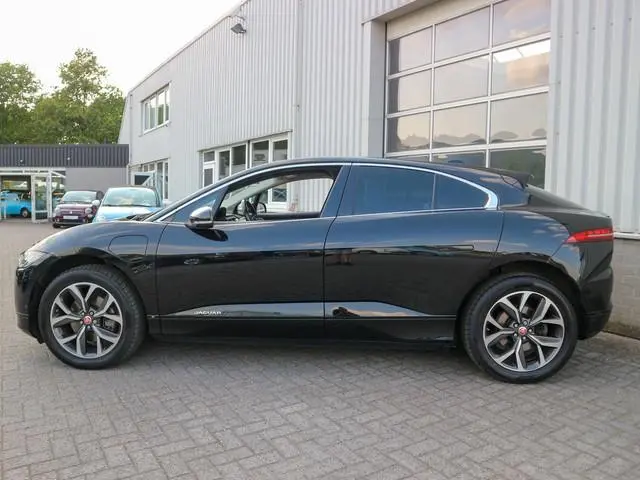 Jaguar I-PACE