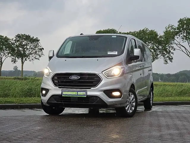 FORD TRANSIT CUSTOM dub.cab limited 170p