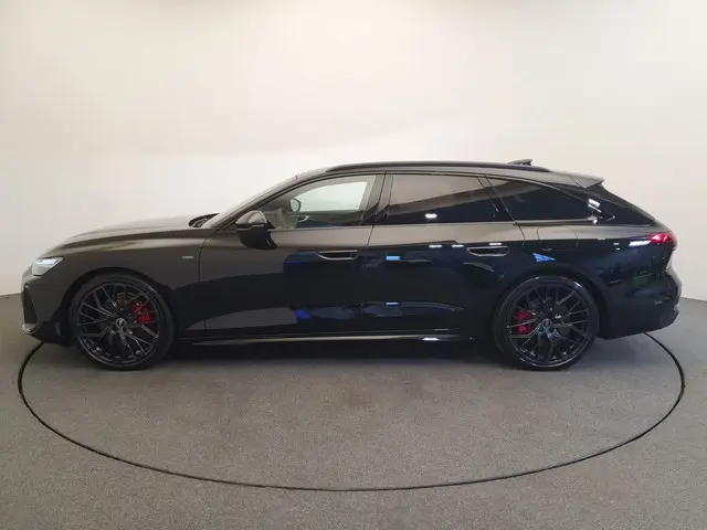 Audi A6 Avant 2.0 e-hybrid quattro S edition Competition Luchtvering, Panoramadak, Trekhaak, B&O, Ac...