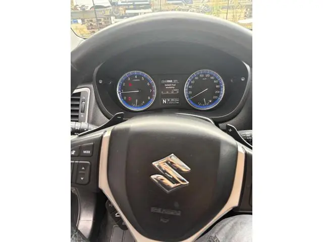 Suzuki S-Cross