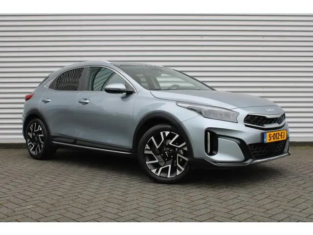 Kia Xceed 1.0 T-GDi DynamicPlusLine | Airco | Navi | Cruise | Camera | 18" LM |