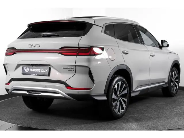 BYD SEAL U