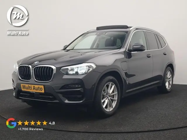 BMW X3 xDrive30e Advantage PHEV 293pk Dealer O.H. | Panodak | Adaptive Cruise | Camera | Harman / Ka...