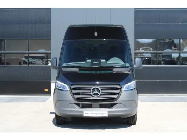 Mercedes-Benz Sprinter 317CDI L2H2 Select - LED - Mbux 10 - 3.5t Trekhaak - Geveerde Stoel - Betimme...