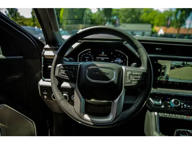 GMC Sierra
