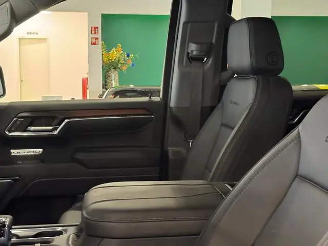 GMC Sierra