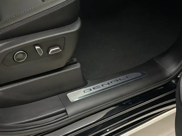 GMC Sierra