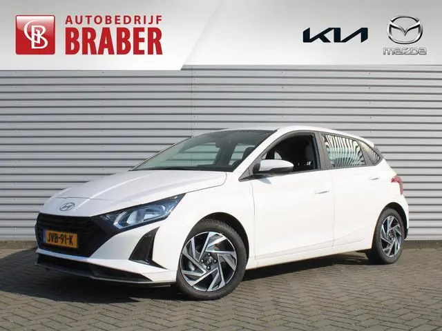 Hyundai i20 1.2 MPI Comfort | BTW Auto | Stuur-/stoelverwarming | Camera | Navi | Apple Carplay | An...