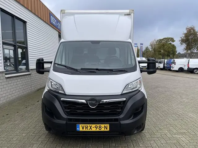 Opel Movano