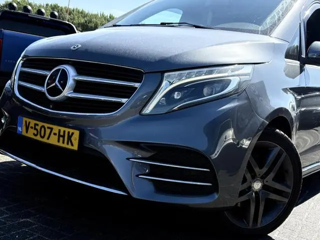 Mercedes-Benz V-klasse 250d 4-MATIC Lang DC AMG ** NET BINNEN ** | 360 | LED | BURMESTER