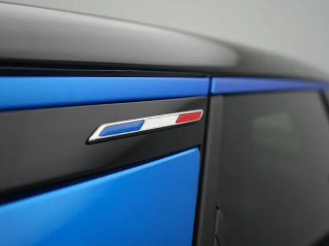 Alpine A290