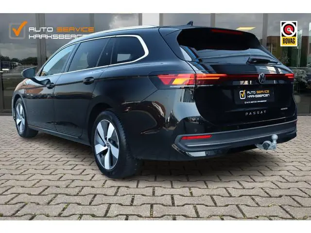 Volkswagen Passat Variant 1.5 eHybrid Elegance | Trekhaak | Camera | ACC |
