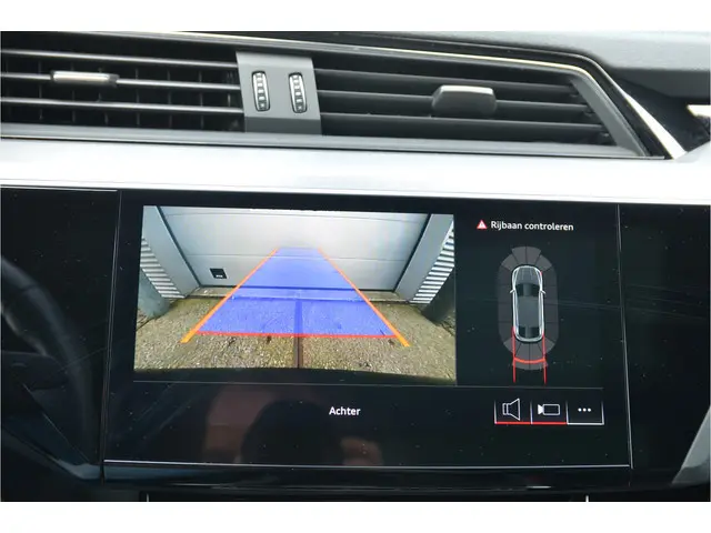 Audi Q8 Sportback e-tron