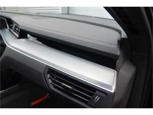 Audi Q8 Sportback e-tron