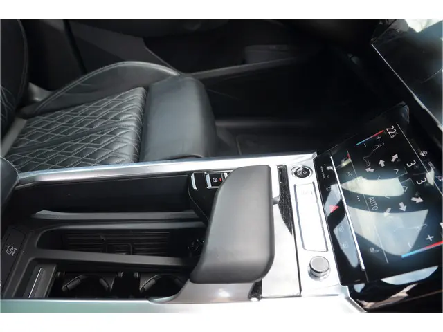 Audi Q8 Sportback e-tron